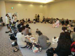 西宮阪急 子育てコミュニティ